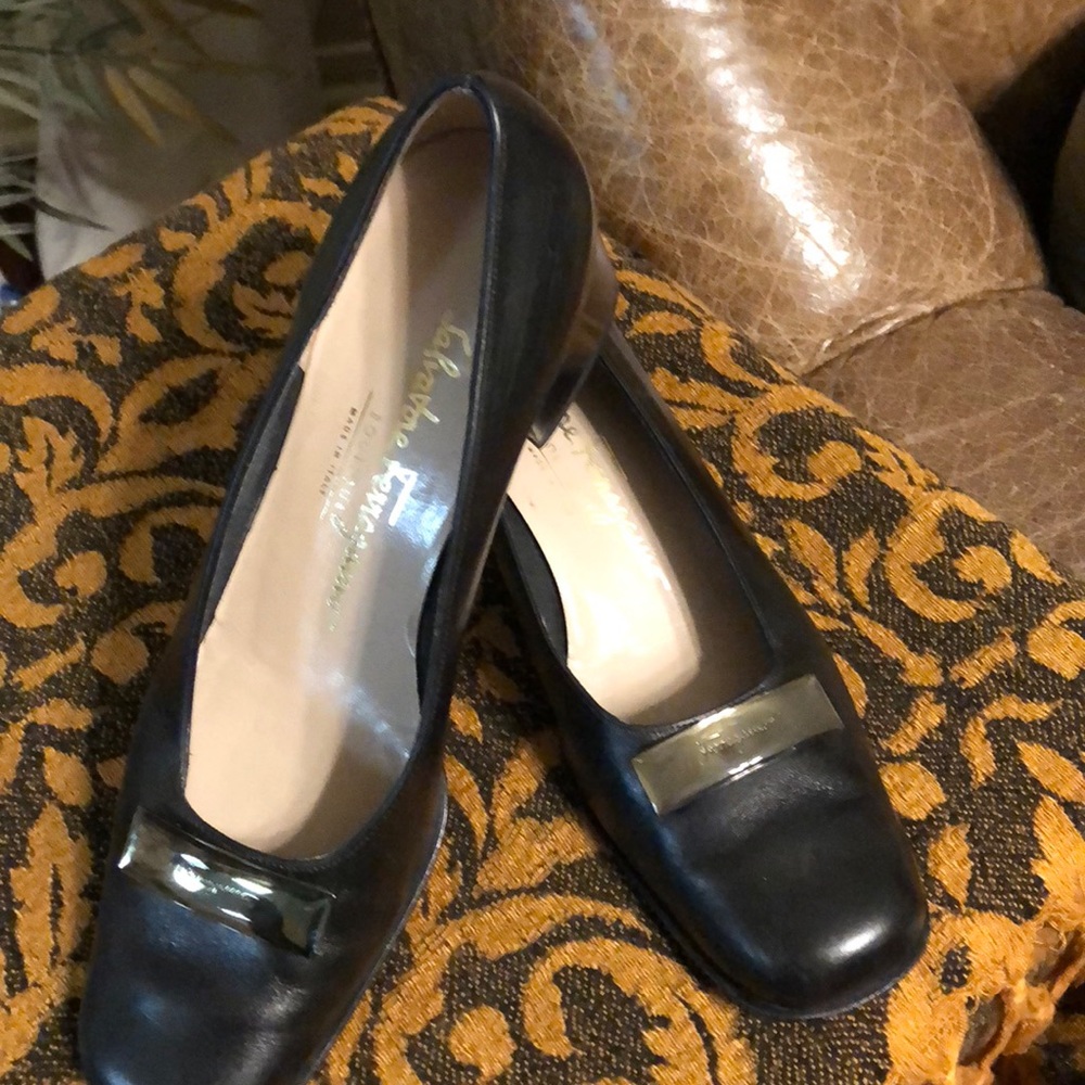 Ferragamo ladies shoes
